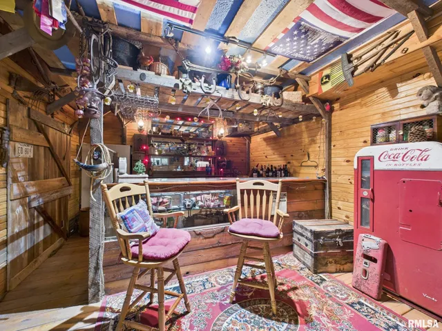 $575,000 | 14138 Boy Scout Trail, Petersburg, IL 62675