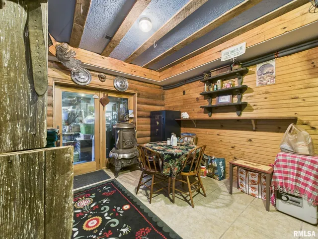 $575,000 | 14138 Boy Scout Trail, Petersburg, IL 62675