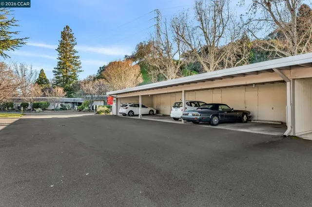 $829,000 | 2825-2825 Ptarmigan Drive, Unit 3, Walnut Creek, CA 94595