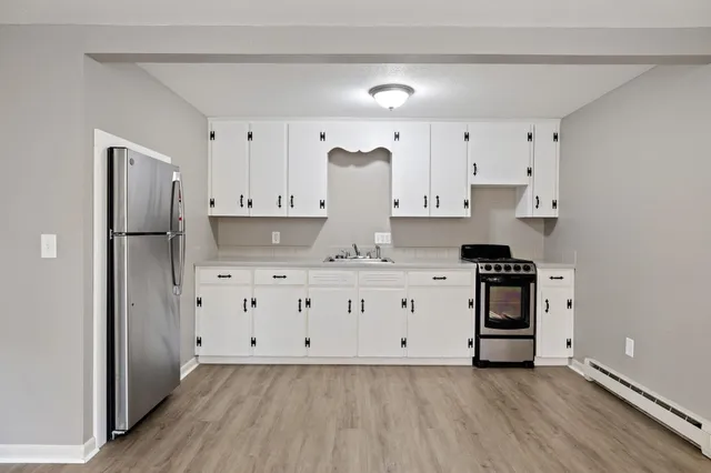 $1,395 | 66 Myrtle Street, Unit 14, Claremont, NH 03743