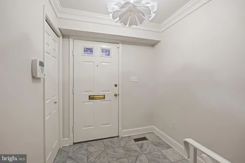 $975,000 | 3231 Sutton Place Northwest, Unit D, Washington, DC 20016