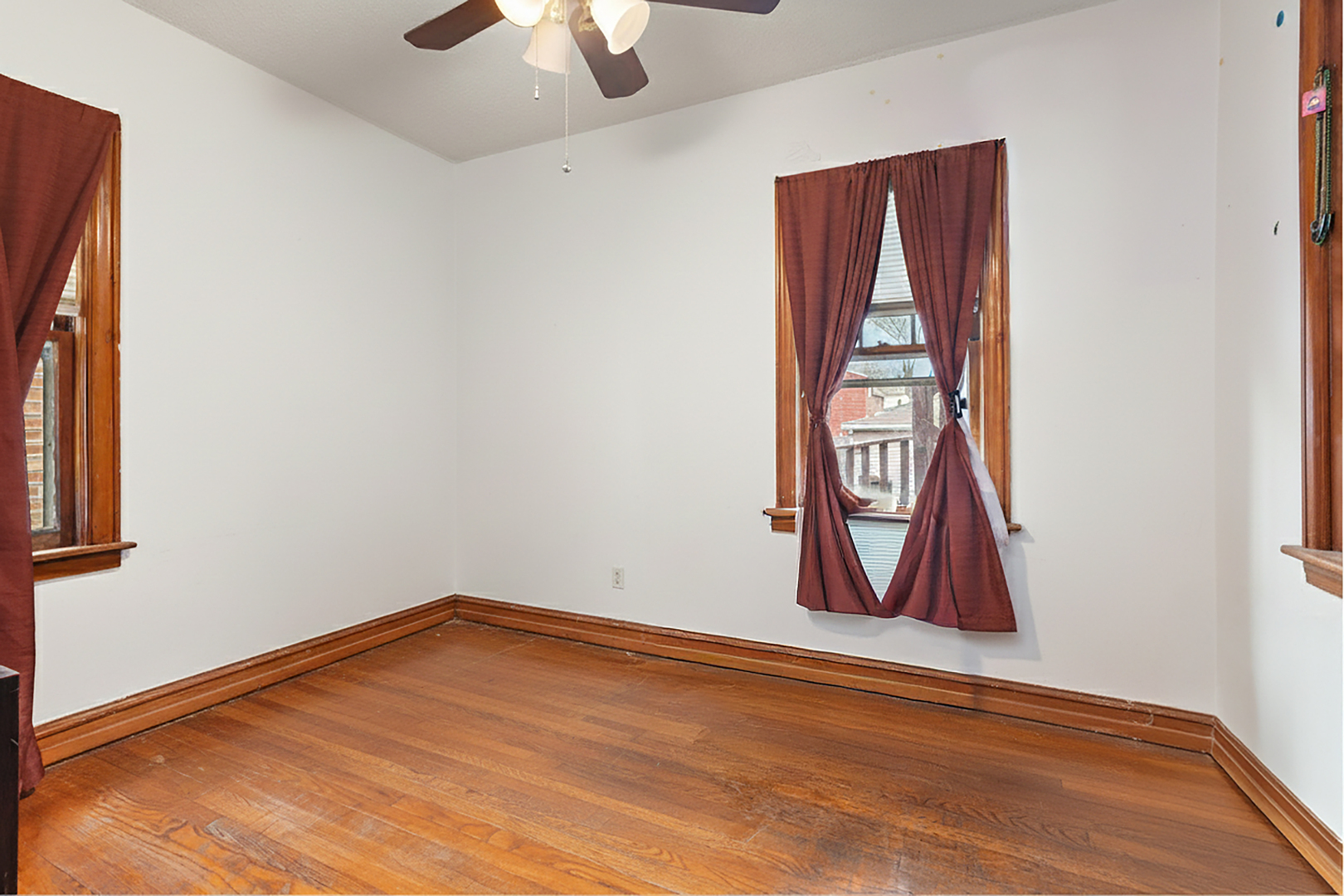 6036 South 74th Avenue Summit, IL 60501 - Photo 11 of 28
