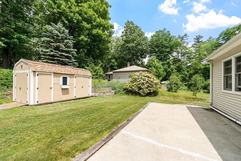 386 Sherbert Road Ashburnham, MA 01430 - Photo 4 of 32