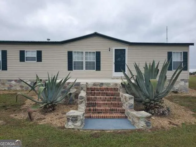 $229,000 | 339 Chapel Hill Circle, Unit 15, Enigma, GA 31749