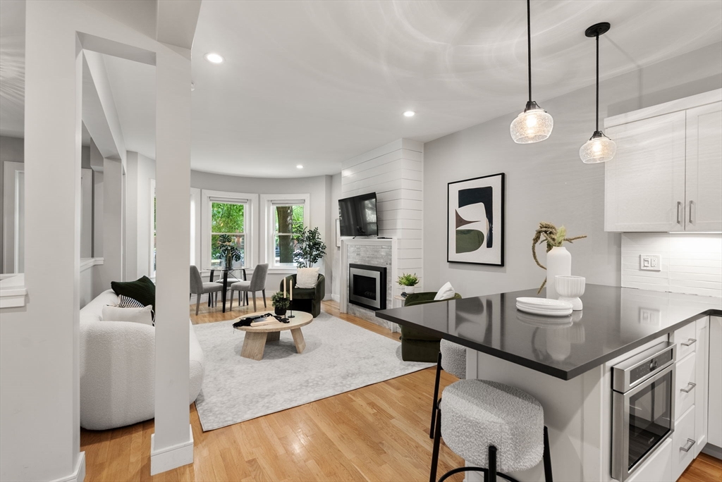 1896 Beacon Street, Unit 1 Brookline, MA 02445 - Photo 5 of 19