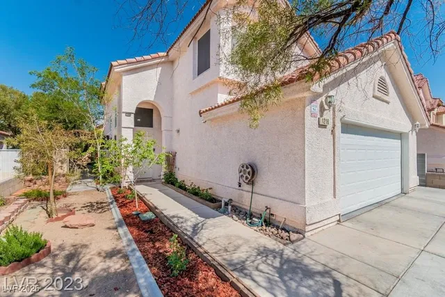 $2,223 | 1216 Olvera Way, Las Vegas, NV 89128