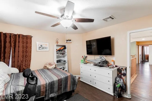 $2,223 | 1216 Olvera Way, Las Vegas, NV 89128