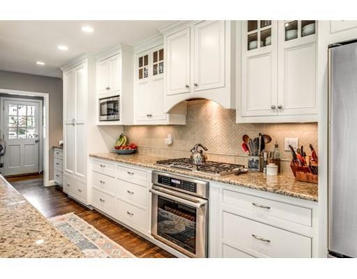 43 River Glen Road Wellesley, MA 02481 - Photo 15 of 30