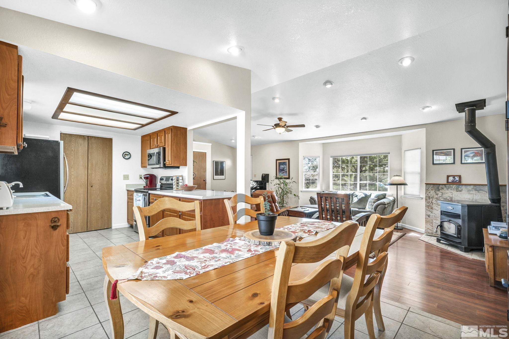 10250 Bounder Lane Reno, NV 89508 - Photo 4 of 18 Photo 4