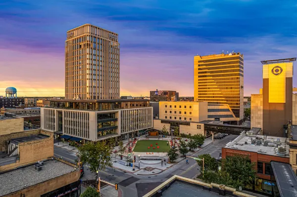 $1,650,000 | 118 Broadway North, Unit 703, Fargo, ND 58102