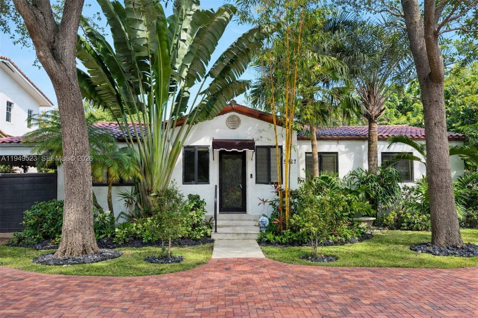 5827 Southwest 29th Street Miami, FL 33155 - Photo 1 of 21 Front.