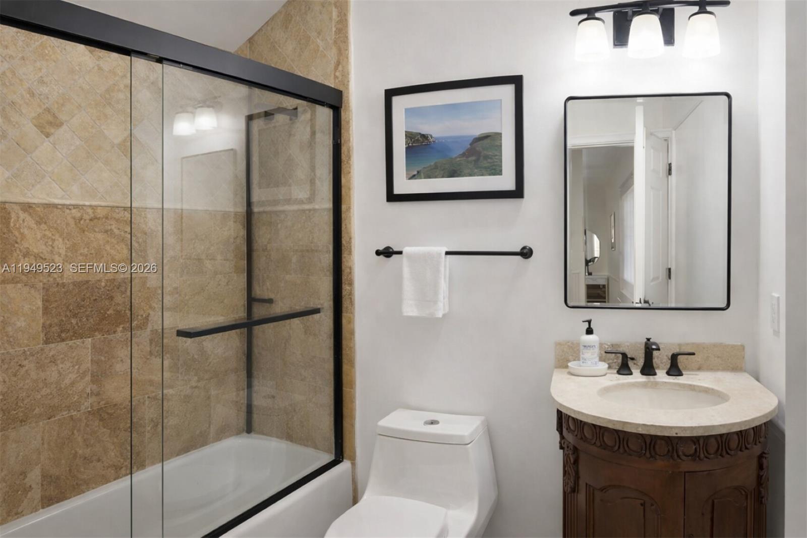 5827 Southwest 29th Street Miami, FL 33155 - Photo 12 of 21