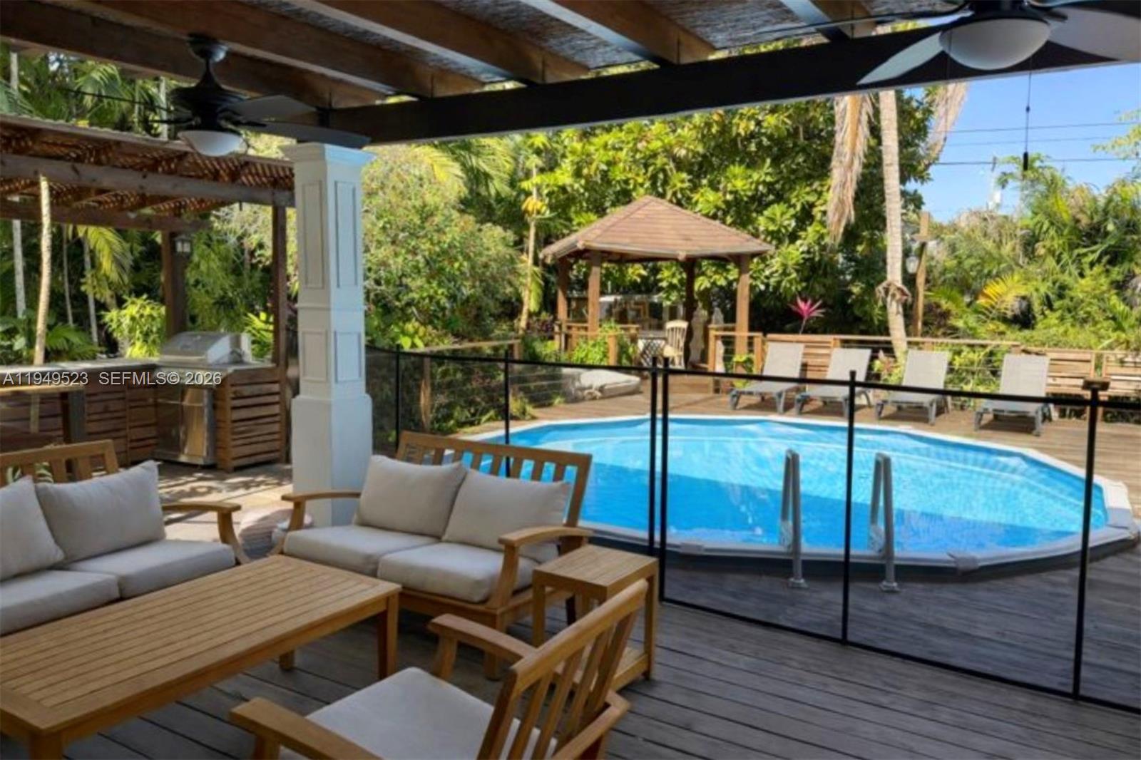 5827 Southwest 29th Street Miami, FL 33155 - Photo 18 of 21 Patio