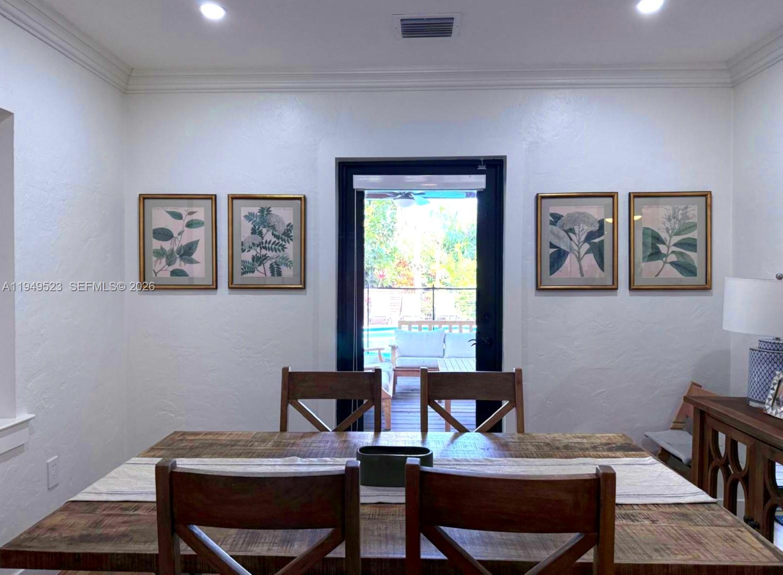 5827 Southwest 29th Street Miami, FL 33155 - Photo 7 of 21