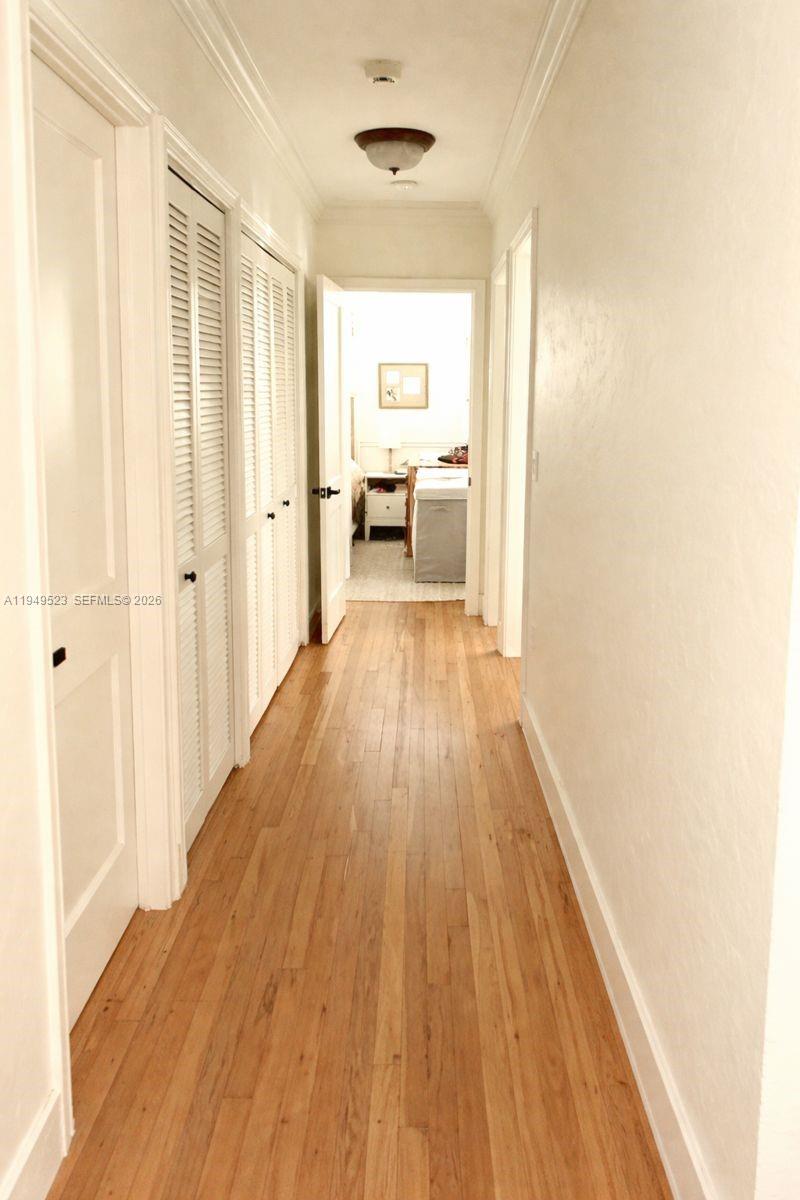 5827 Southwest 29th Street Miami, FL 33155 - Photo 9 of 21