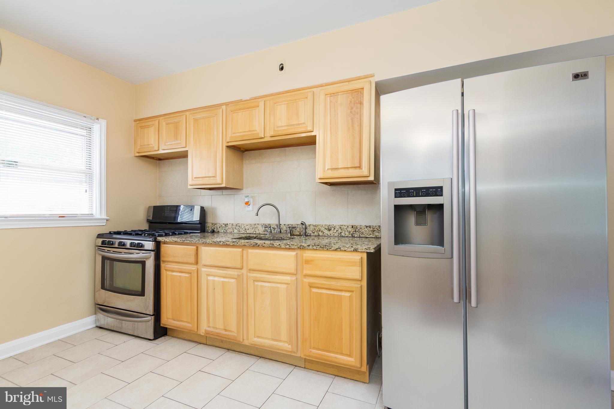 1225 Ramblewood Road Baltimore, MD 21239 - Photo 8 of 28 Kitchen