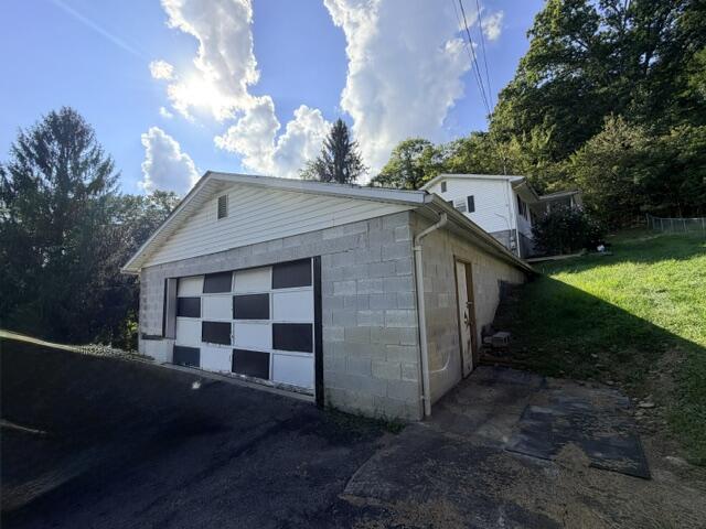 214 Cook Street Lester, WV 25865 - Photo 23 of 25 Gallery Image 23