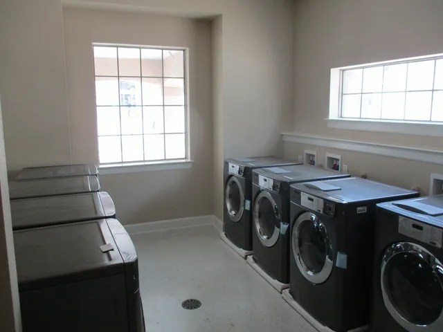 $731 | 5201 Kostoryz Road, Corpus Christi, TX 78415