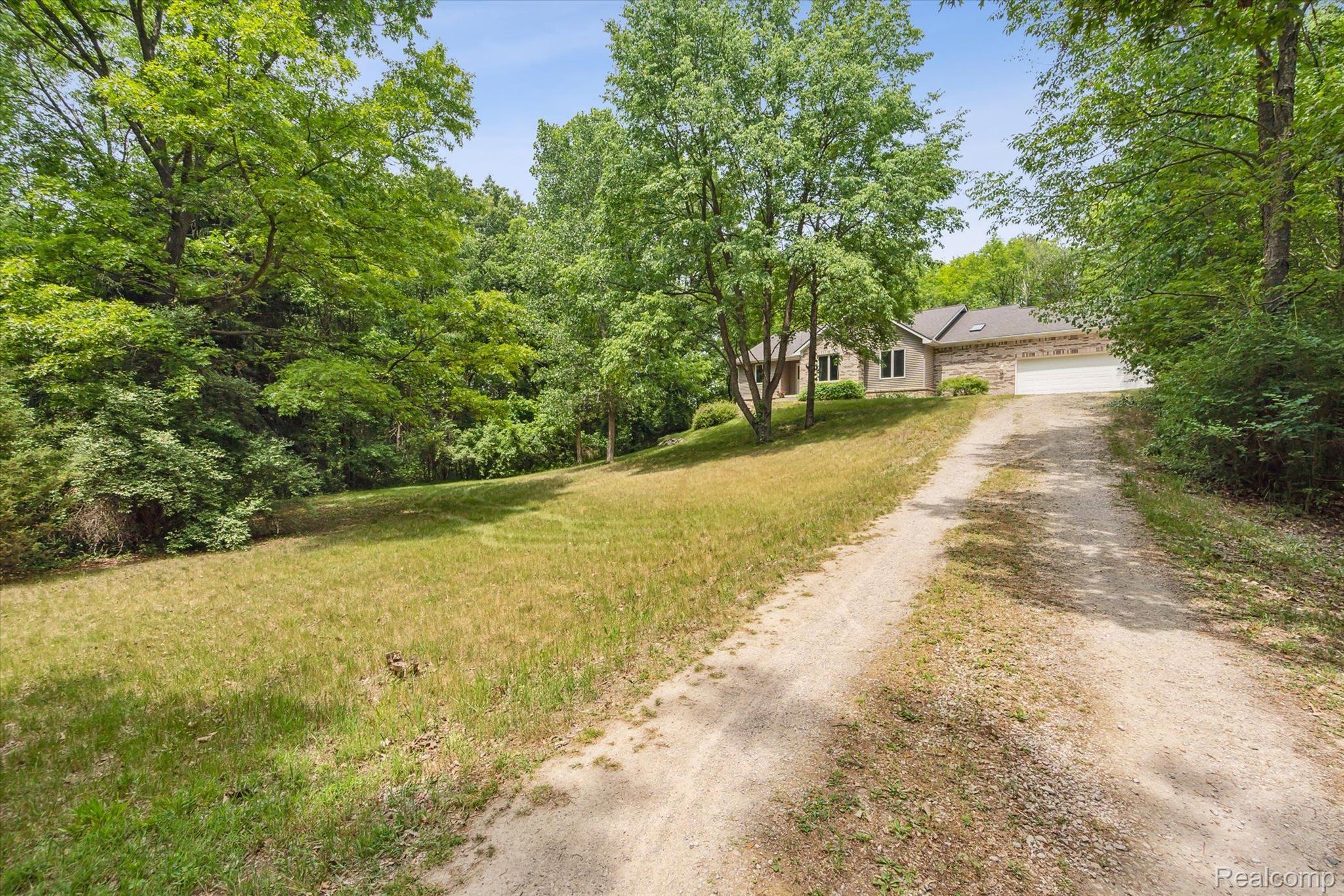6323 Cohoctah Road Fenton, MI 48430 - Photo 38 of 38 Gallery Image 38