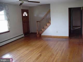 416 Derstine Road Hatfield, PA 19440 - Photo 4 of 6 Gallery Image 4