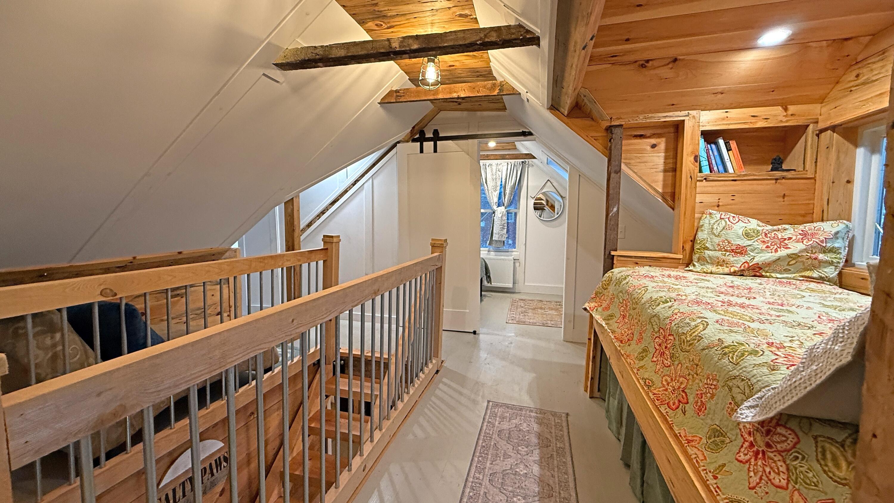 53 Washington Street Lubec, ME 04652 - Photo 19 of 28 Loft