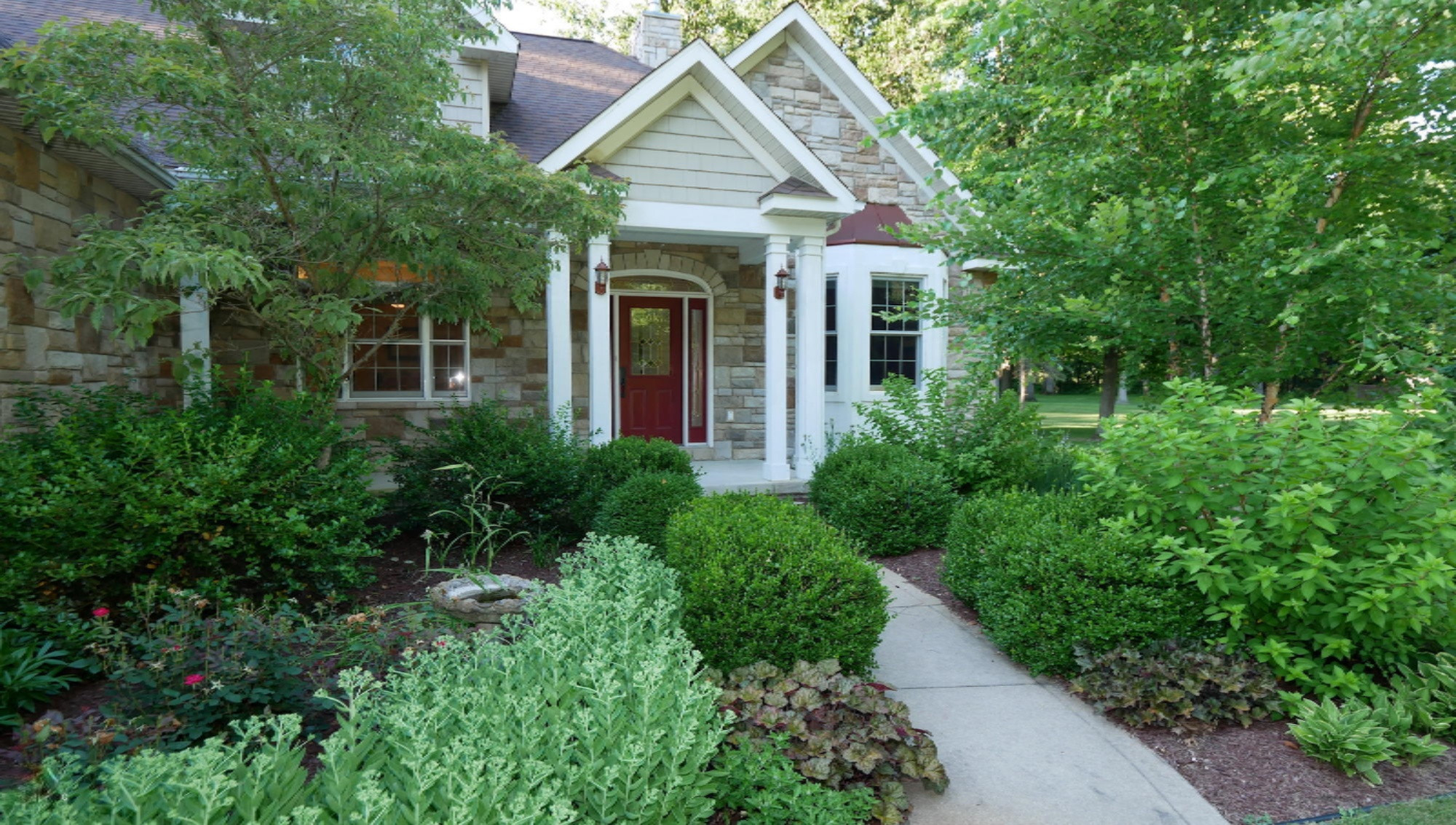 17192 Limberlost Road Three Rivers, MI 49093 - Photo 8 of 34 Front walk