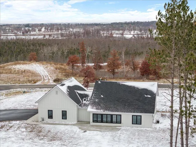 $769,000 | 3754 St Annes Court, Brainerd, MN 56401