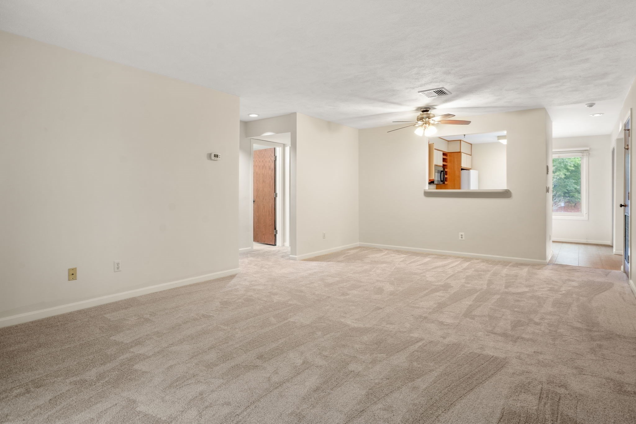 330 Sunderland Road, Unit 22 Worcester, MA 01604 - Photo 9 of 37 Gallery Image 9