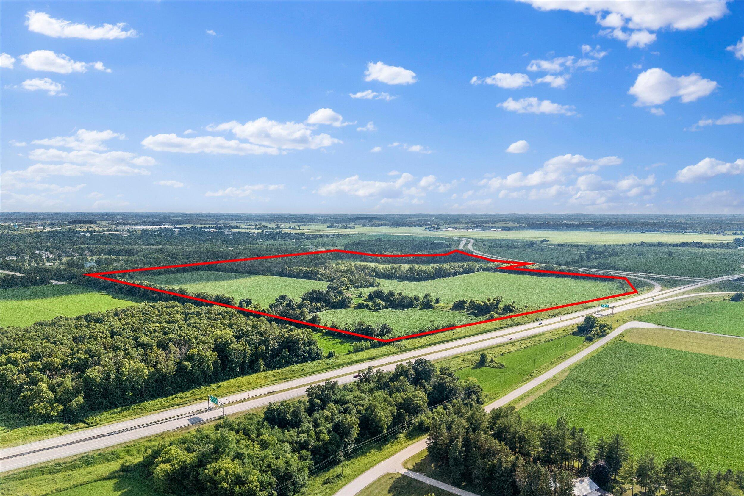 W7101 Provimi Road Emmet, WI 53098 - Photo 2 of 14 05-Middle Coast-5