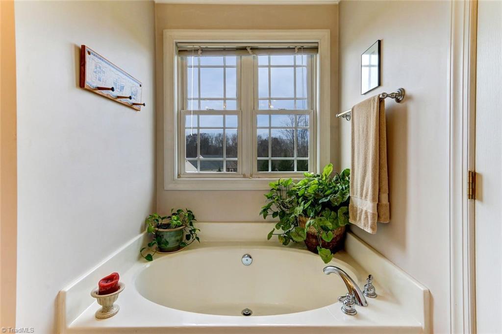 8047 Pritchett Road Browns Summit, NC 27214 - Photo 19 of 30 Gallery Image 19