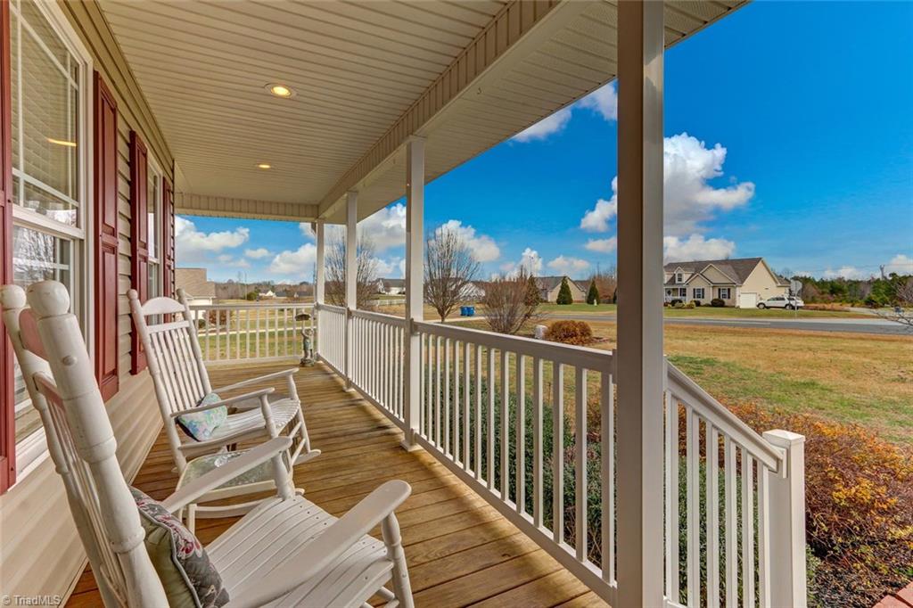 8047 Pritchett Road Browns Summit, NC 27214 - Photo 6 of 30 Gallery Image 6