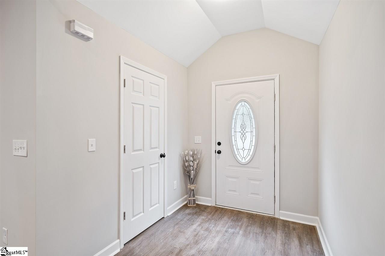 750 Bates Crossing Road Travelers Rest, SC 29690 - Photo 7 of 20