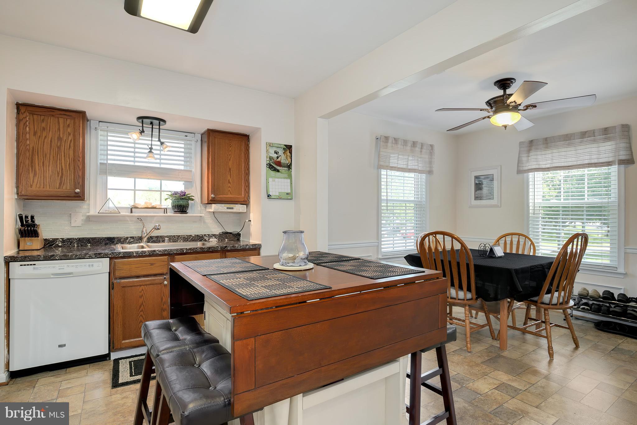 6718 Killdeer Court Frederick, MD 21703 - Photo 11 of 30 Kitchen