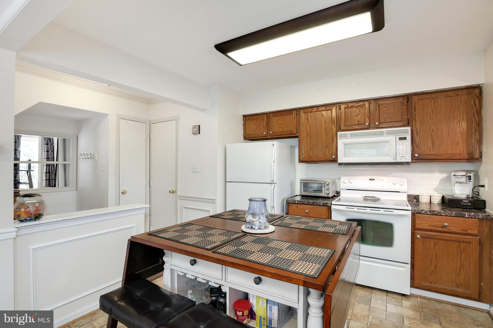 6718 Killdeer Court Frederick, MD 21703 - Photo 26 of 30 Kitchen