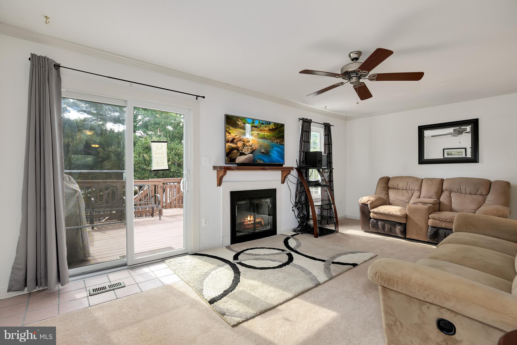 6718 Killdeer Court Frederick, MD 21703 - Photo 6 of 30 Living Room