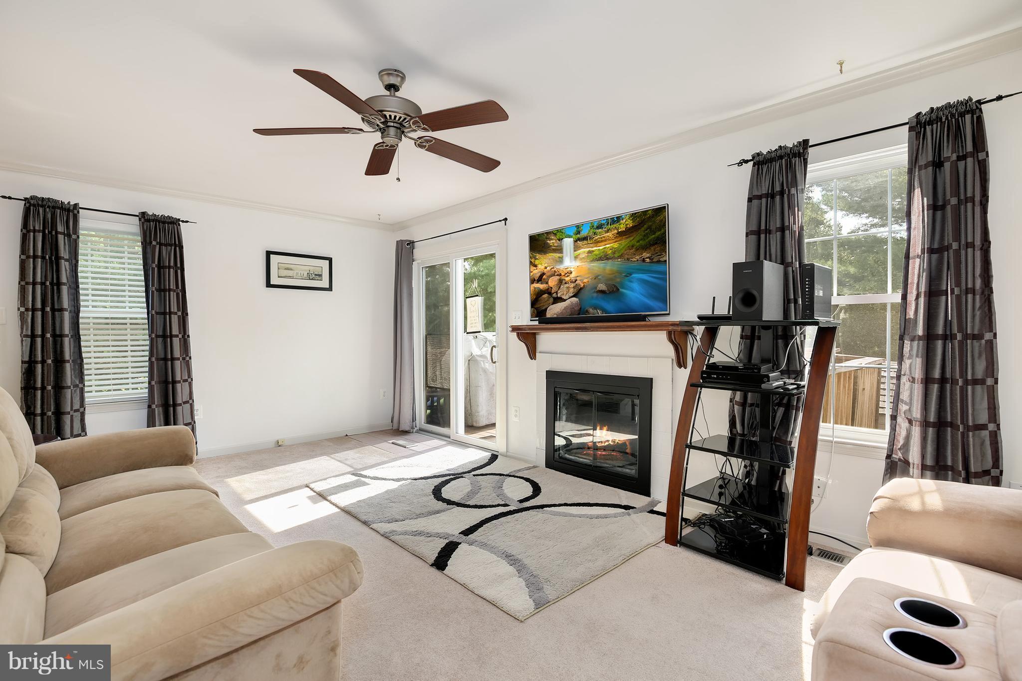 6718 Killdeer Court Frederick, MD 21703 - Photo 7 of 30 Living Room