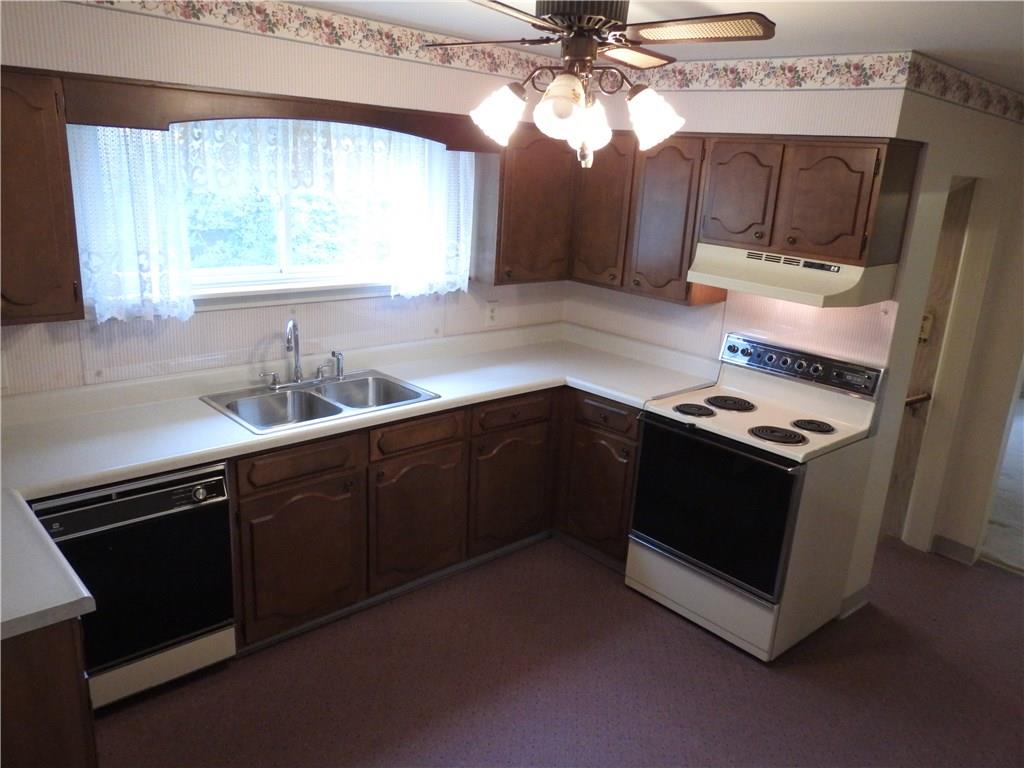 236 South Duffy Road Butler, PA 16001 - Photo 2 of 18 Gallery Image 2