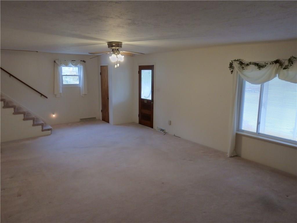 236 South Duffy Road Butler, PA 16001 - Photo 6 of 18 Gallery Image 6