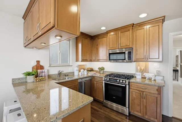 $1,098,000 | 88 Alta Vista Way, Daly City, CA 94014