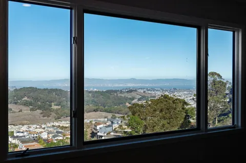 $1,098,000 | 88 Alta Vista Way, Daly City, CA 94014