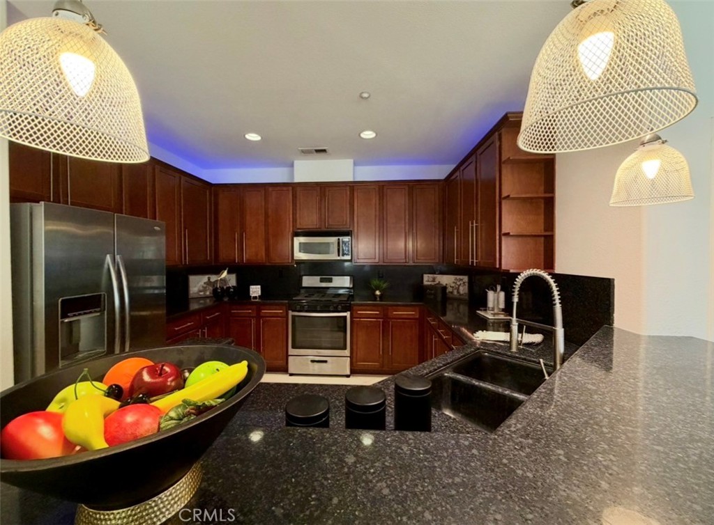 7331 Shelby Place, Unit 102 Rancho Cucamonga, CA 91739 - Photo 12 of 54