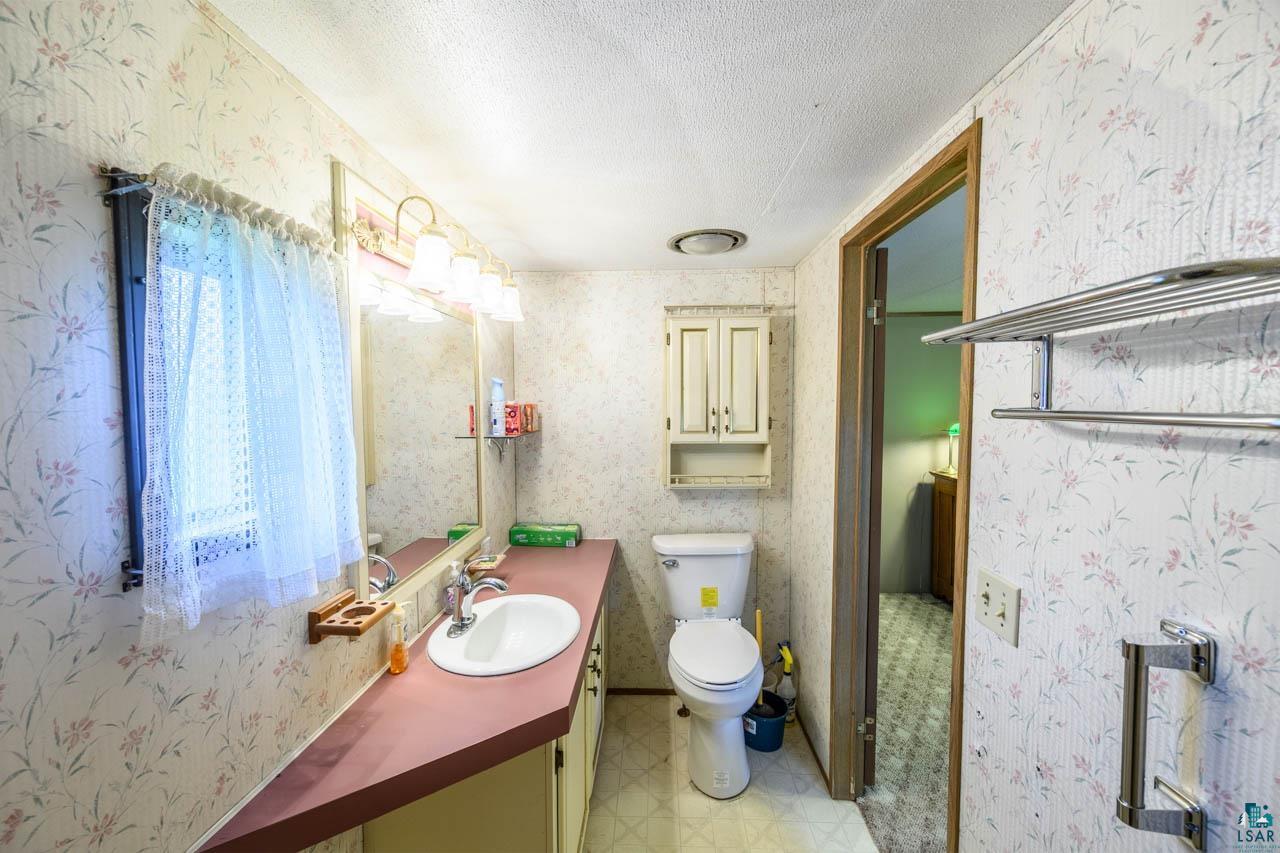 705 4th Street North Biwabik, MN 55708 - Photo 20 of 29 Bathroom
