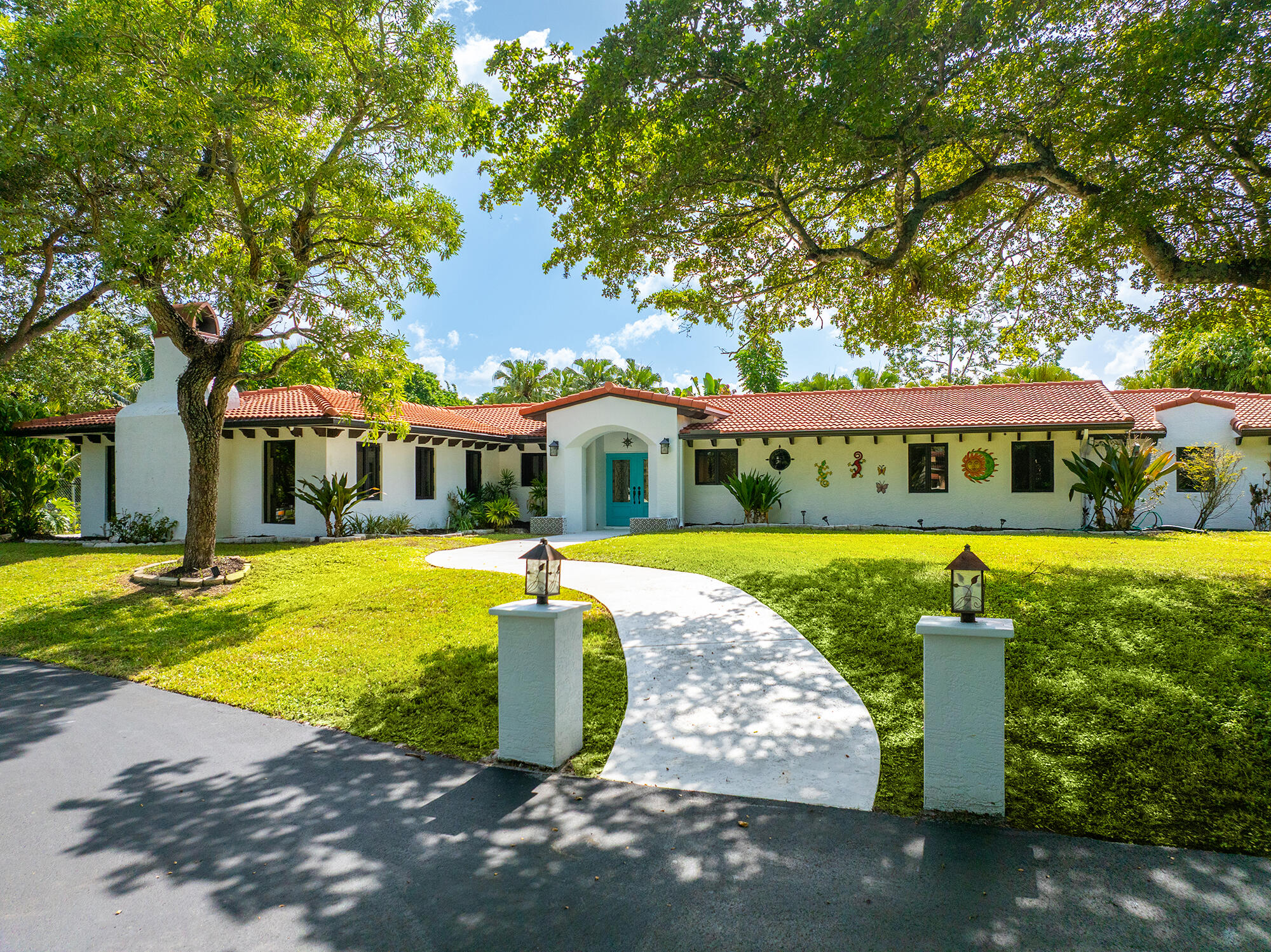 4950 Southwest 145th Avenue Southwest Ranches, FL 33330 - Photo 65 of 87 Front View