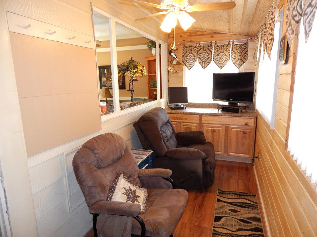 116 West Malta Road Oak Ridge, TN 37830 - Photo 5 of 21 DSCN3774_lzn