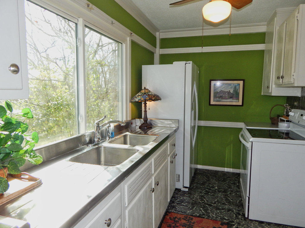 116 West Malta Road Oak Ridge, TN 37830 - Photo 7 of 21 DSCN3769_lzn
