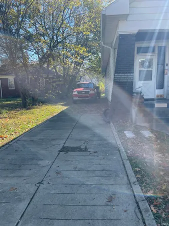 $117,900 | 725 Waggoner Avenue, Evansville, IN 47713