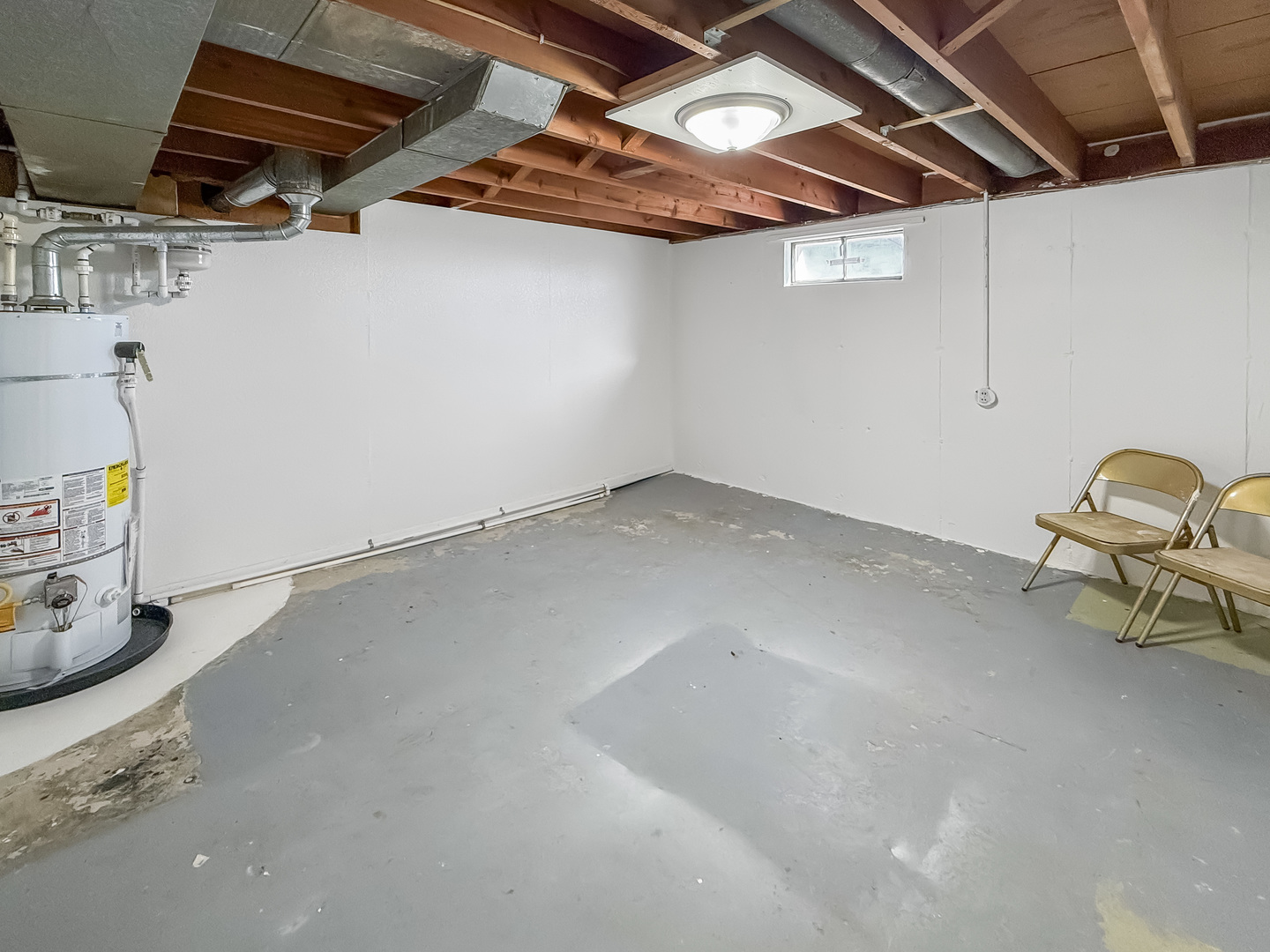 1165 North Henderson Road Freeport, IL 61032 - Photo 23 of 26 a view of storage and utility room