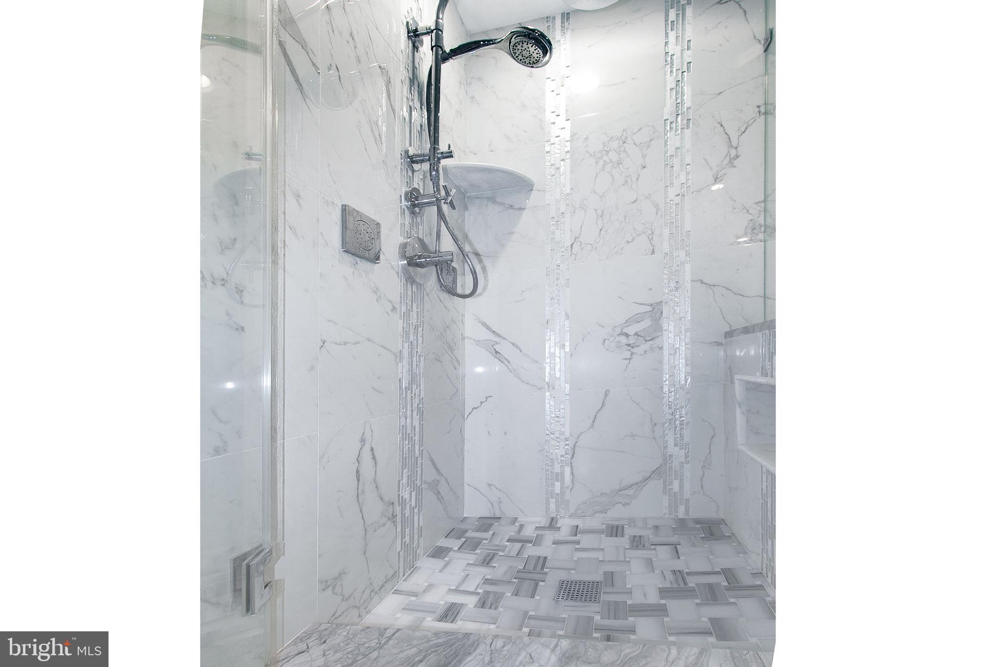 13500 Over Ridge Court Chantilly, VA 20151 - Photo 23 of 41 a bathroom with a shower