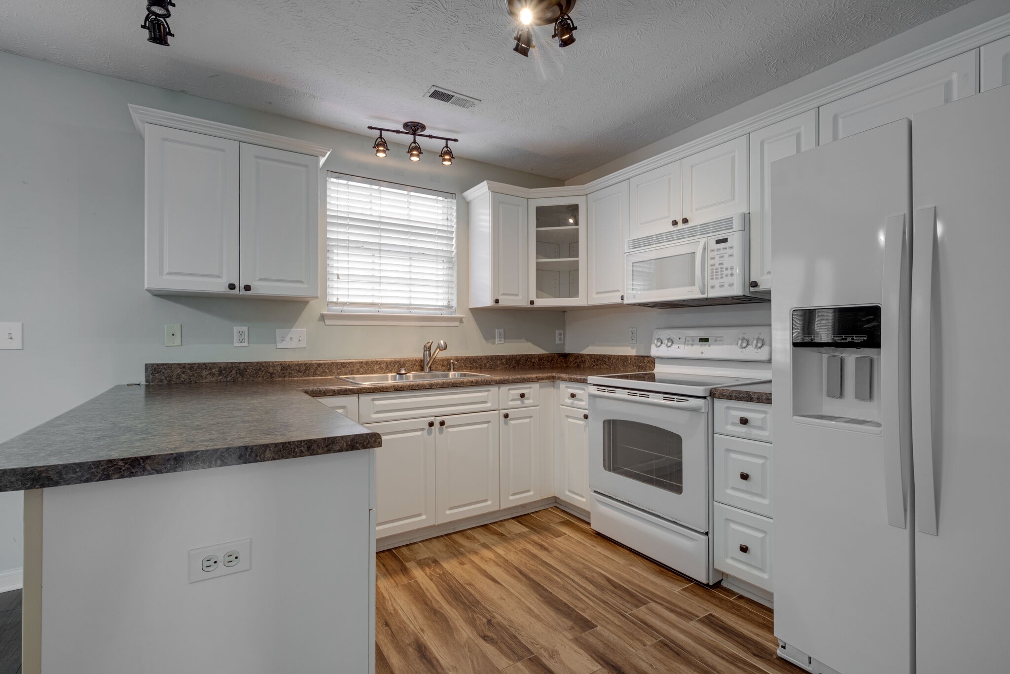 3001 Hamilton Church Road, Unit 306 Antioch, TN 37013 - Photo 8 of 27 Gallery Image 8