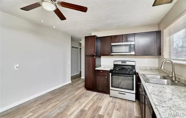 $179,900 | 1610 Jackson Lane, Florissant, MO 63031